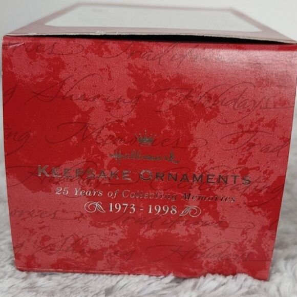 Vintage Hallmark FlashingLight Lighthouse Ornament - Picture 6 of 8